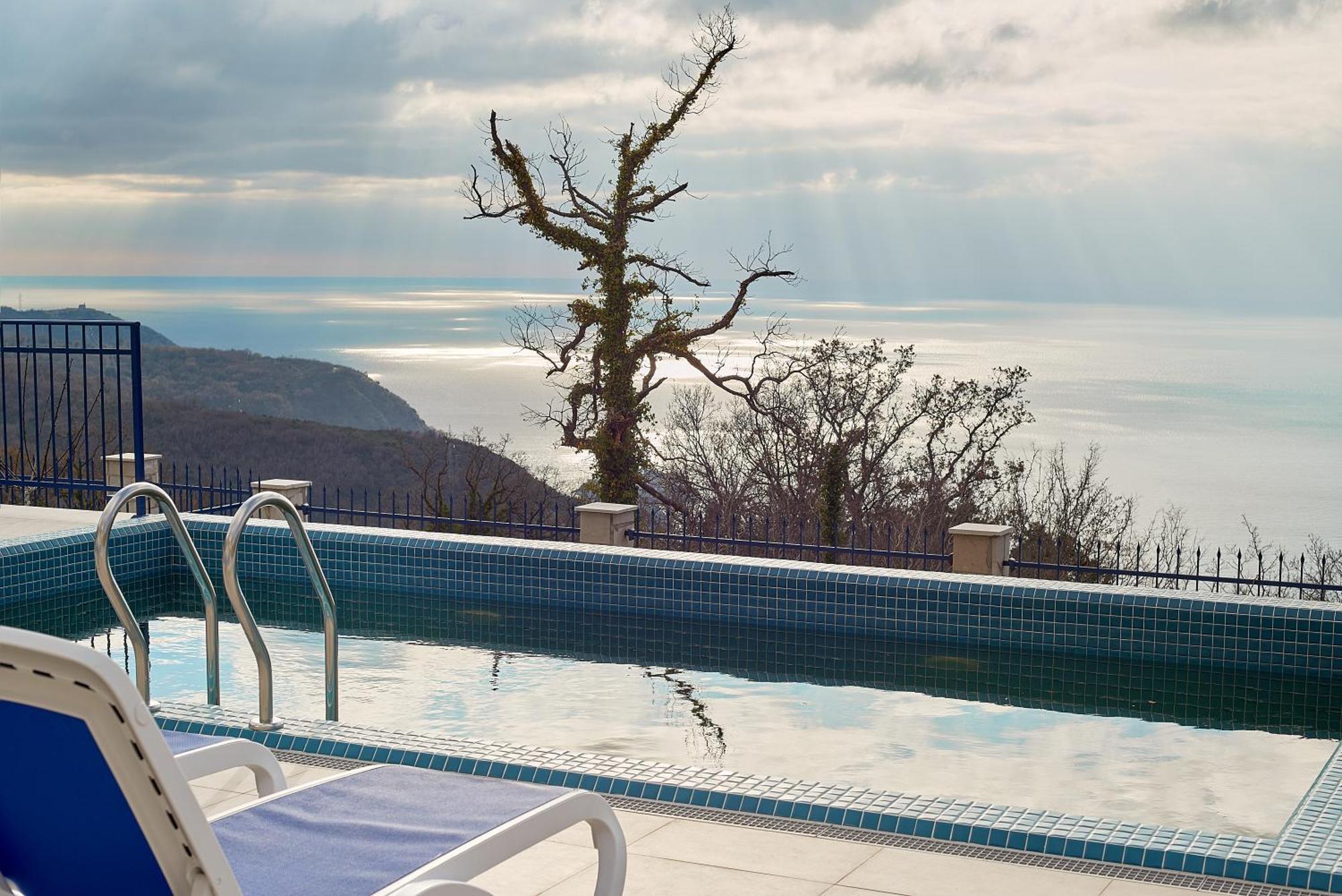 Sunbreeze Delux Vilas Budva Bagian luar foto