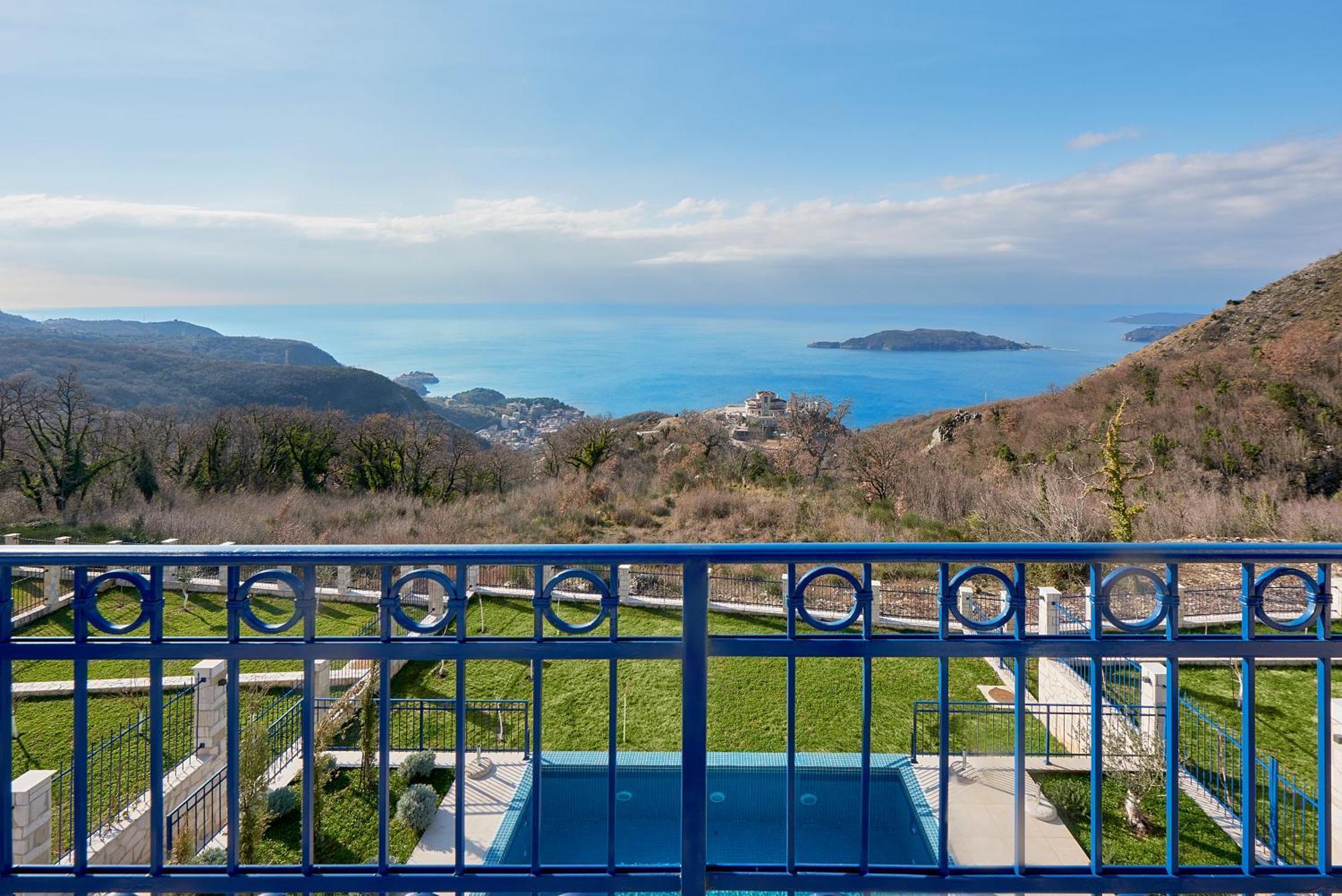 Sunbreeze Delux Vilas Budva Bagian luar foto